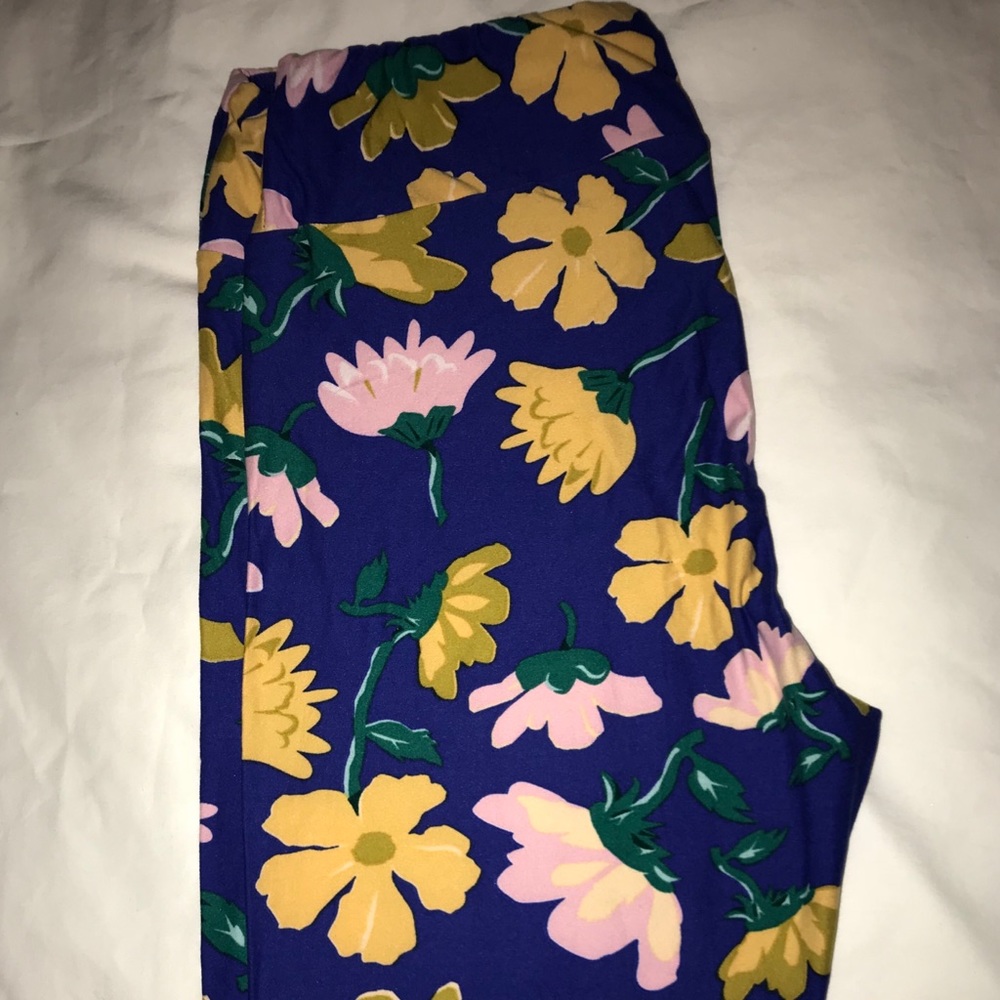 Lularoe tall and curvy leggings